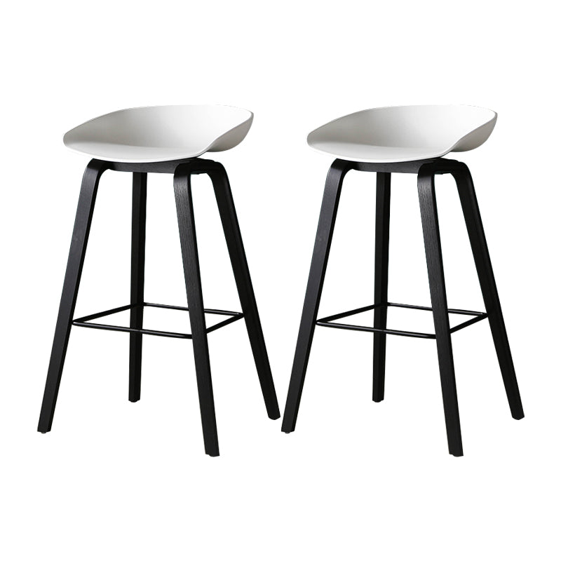 Contemporary Simple Counter Stools 30-inch Indoor Wood Legs Bar Stool with Plastic Seat White-Black 2 Piece Set Clearhalo 'Bar Furniture' 'Bar Stools' 'bar_stools' 'furn' 'furn_bar_stools' 'furniture_bar_stools' 'Kitchen & Dining Furniture' 'kitchen&dining_furn' 'kitchen' 'kitchen_furn' Furniture' 4504033