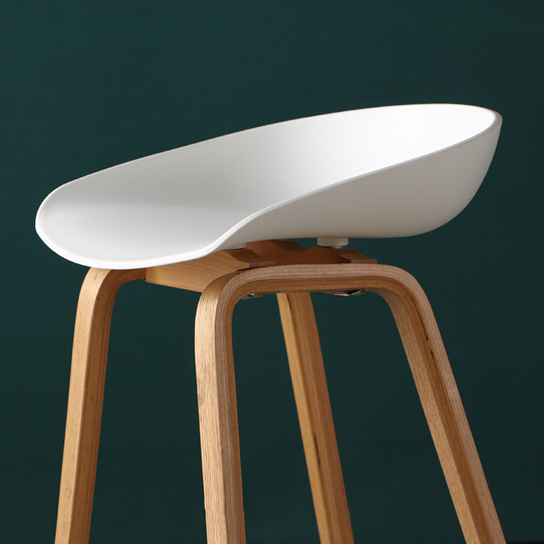 Contemporary Simple Counter Stools 30-inch Indoor Wood Legs Bar Stool with Plastic Seat Clearhalo 'Bar Furniture' 'Bar Stools' 'bar_stools' 'furn' 'furn_bar_stools' 'furniture_bar_stools' 'Kitchen & Dining Furniture' 'kitchen&dining_furn' 'kitchen' 'kitchen_furn' Furniture' 4504036