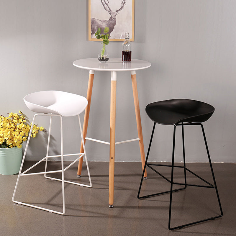 Modern Style Iron Bar Stool with Footrest Bristol Bar Stool for Kitchen Clearhalo 'Bar Furniture' 'Bar Stools' 'bar_stools' 'furn' 'furn_bar_stools' 'furniture_bar_stools' 'Kitchen & Dining Furniture' 'kitchen&dining_furn' 'kitchen' 'kitchen_furn' Furniture' 4512231