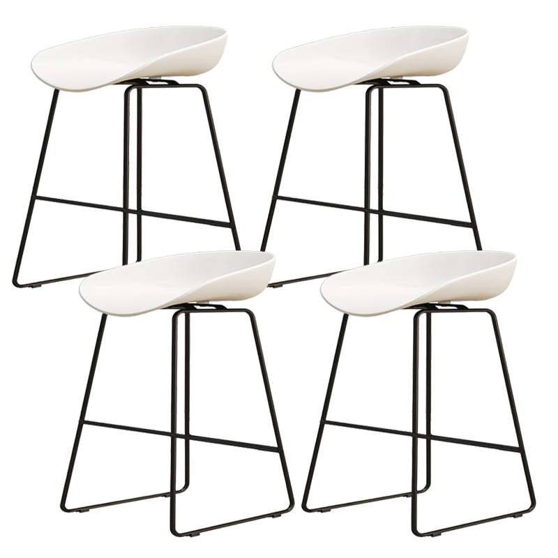 Modern Style Iron Bar Stool with Footrest Bristol Bar Stool for Kitchen White 4 Piece Set Short Stool(18"H) Clearhalo 'Bar Furniture' 'Bar Stools' 'bar_stools' 'furn' 'furn_bar_stools' 'furniture_bar_stools' 'Kitchen & Dining Furniture' 'kitchen&dining_furn' 'kitchen' 'kitchen_furn' Furniture' 4512256