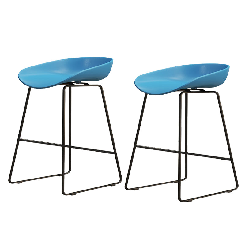 Modern Style Iron Bar Stool with Footrest Bristol Bar Stool for Kitchen Blue 2 Piece Set Short Stool(18"H) Clearhalo 'Bar Furniture' 'Bar Stools' 'bar_stools' 'furn' 'furn_bar_stools' 'furniture_bar_stools' 'Kitchen & Dining Furniture' 'kitchen&dining_furn' 'kitchen' 'kitchen_furn' Furniture' 4512282