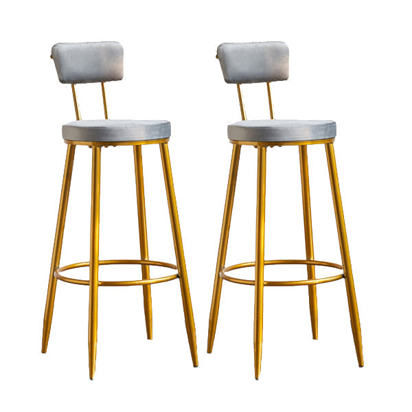 Modern Style Metal Bar Stool with Footrest Bistro Light Luxury Bar Stool Grey 2 Piece Set Clearhalo 'Bar Furniture' 'Bar Stools' 'bar_stools' 'furn' 'furn_bar_stools' 'furniture_bar_stools' 'Kitchen & Dining Furniture' 'kitchen&dining_furn' 'kitchen' 'kitchen_furn' Furniture' 4512303