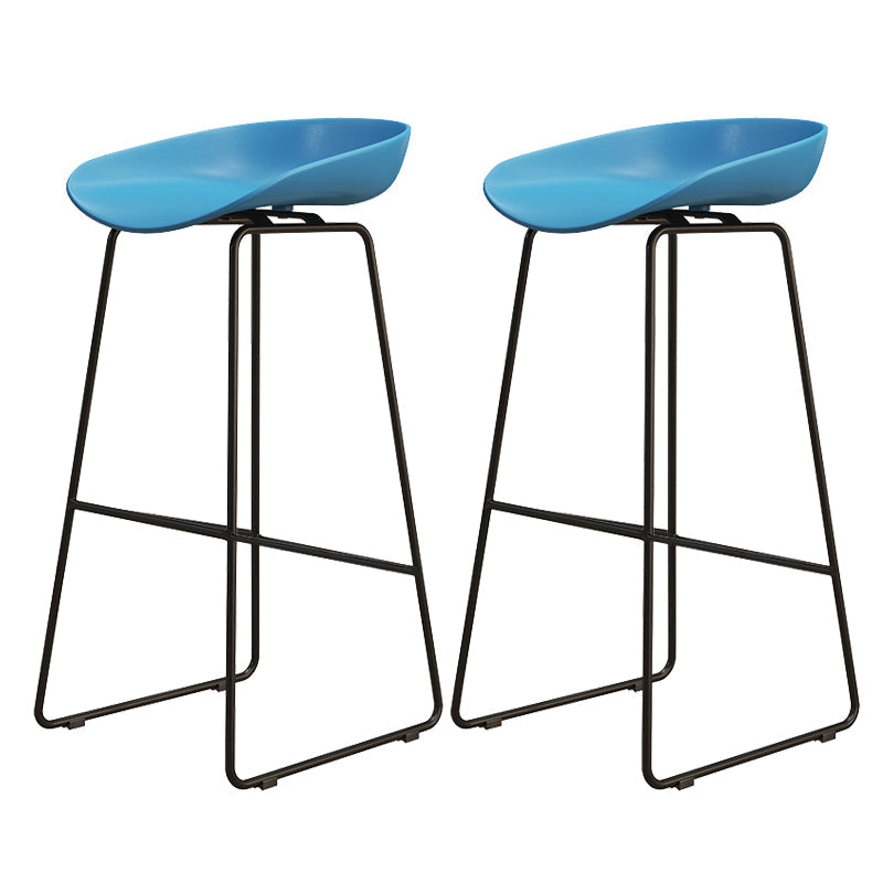 Modern Style Iron Bar Stool with Footrest Nordic Style Tavern Simple Bar Stool Blue 2 Piece Set Bar Stool(30"H) Clearhalo 'Bar Furniture' 'Bar Stools' 'bar_stools' 'furn' 'furn_bar_stools' 'furniture_bar_stools' 'Kitchen & Dining Furniture' 'kitchen&dining_furn' 'kitchen' 'kitchen_furn' Furniture' 4513217