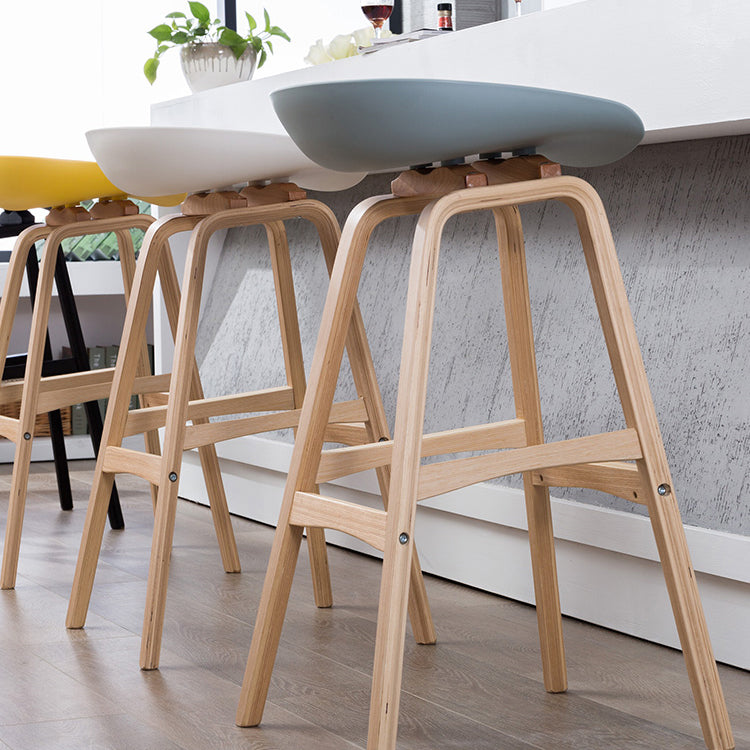 Scandinavia Style Bar-stool Wooden Legs PP Seat for Restaurant Bar Clearhalo 'Bar Furniture' 'Bar Stools' 'bar_stools' 'furn' 'furn_bar_stools' 'furniture_bar_stools' 'Kitchen & Dining Furniture' 'kitchen&dining_furn' 'kitchen' 'kitchen_furn' Furniture' 4514698