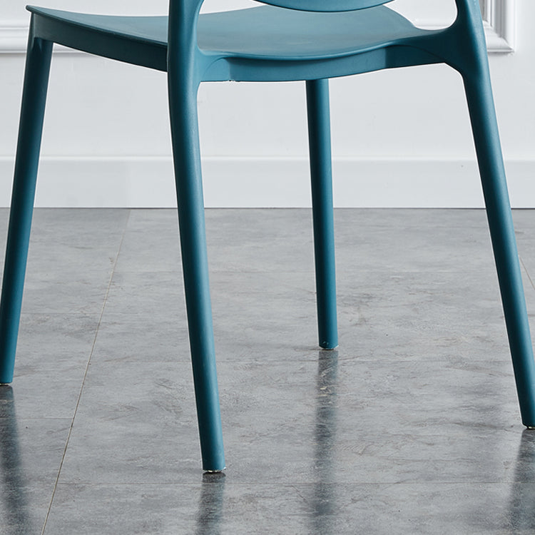 Plastic Scandinavian Indoor-Outdoor Chair Open Back Side Chair Clearhalo ' kitchen&dining_furn' 'Dining Chairs' 'Dining Tables & Seating' 'dining_chair' 'furn' 'furn_dining_chair' 'Furniture' 'furniture_dining_chair' 'Kitchen & Dining Furniture' 'kitchen' 4523834