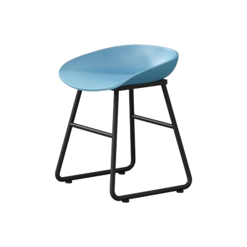 Modern Armless Backrest Counter Stool Iron Household Bar Stool with Plastic Seat and Pedal Blue 1 Piece Short Stool(18"H) Clearhalo 'Bar Furniture' 'Bar Stools' 'bar_stools' 'furn' 'furn_bar_stools' 'furniture_bar_stools' 'Kitchen & Dining Furniture' 'kitchen&dining_furn' 'kitchen' 'kitchen_furn' Furniture' 4527367