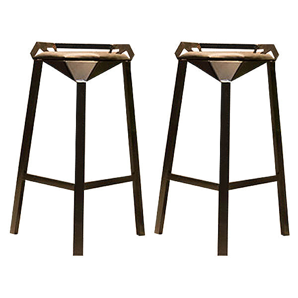 Modern Geometric Bar Stool Footrest Bristol Counter and Bar Stool with Iron Legs Black 2 Piece Set Clearhalo 'Bar Furniture' 'Bar Stools' 'bar_stools' 'furn' 'furn_bar_stools' 'furniture_bar_stools' 'Kitchen & Dining Furniture' 'kitchen&dining_furn' 'kitchen' 'kitchen_furn' Furniture' 4527884