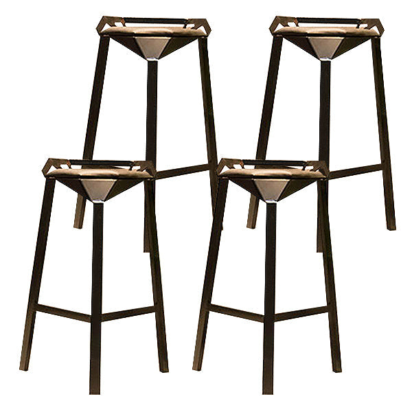 Modern Geometric Bar Stool Footrest Bristol Counter and Bar Stool with Iron Legs Black 4 Piece Set Clearhalo 'Bar Furniture' 'Bar Stools' 'bar_stools' 'furn' 'furn_bar_stools' 'furniture_bar_stools' 'Kitchen & Dining Furniture' 'kitchen&dining_furn' 'kitchen' 'kitchen_furn' Furniture' 4527890