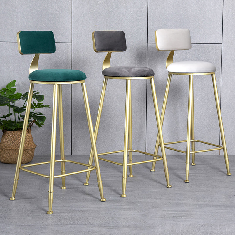 Glam Metal Upholstered Barstool Living Room Bar Stool with Low Back and Cushion Clearhalo 'Bar Furniture' 'Bar Stools' 'bar_stools' 'furn' 'furn_bar_stools' 'furniture_bar_stools' 'Kitchen & Dining Furniture' 'kitchen&dining_furn' 'kitchen' 'kitchen_furn' Furniture' 4536823