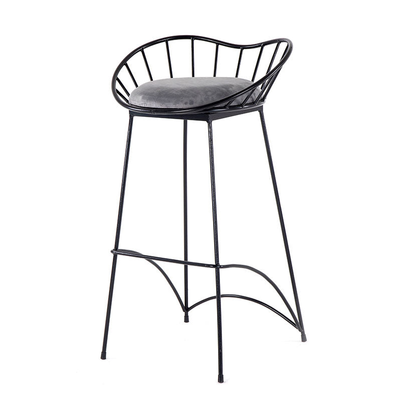 Modern Style Iron Bar Stool Low Back with Footrest Living Room Simple Bar Stool 30 Inches Black 1 Piece Clearhalo 'Bar Furniture' 'Bar Stools' 'bar_stools' 'furn' 'furn_bar_stools' 'furniture_bar_stools' 'Kitchen & Dining Furniture' 'kitchen&dining_furn' 'kitchen' 'kitchen_furn' Furniture' 4537308