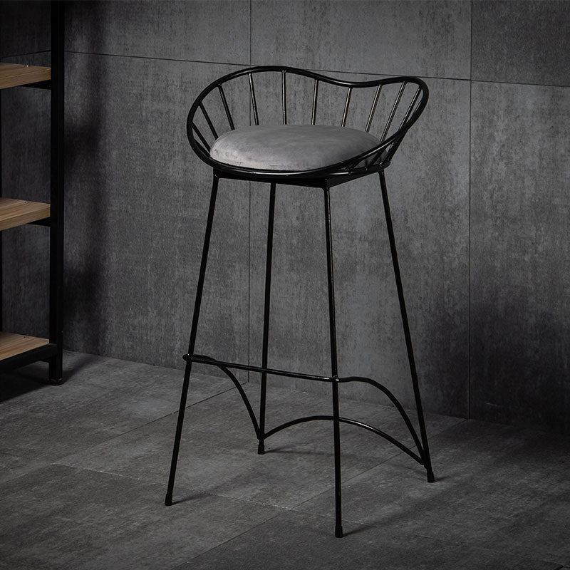 Modern Style Iron Bar Stool Low Back with Footrest Living Room Simple Bar Stool 30 Inches Clearhalo 'Bar Furniture' 'Bar Stools' 'bar_stools' 'furn' 'furn_bar_stools' 'furniture_bar_stools' 'Kitchen & Dining Furniture' 'kitchen&dining_furn' 'kitchen' 'kitchen_furn' Furniture' 4537310