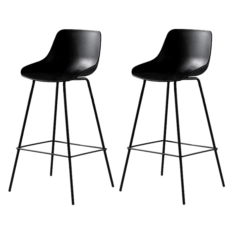 Modern Style Plastic Bar Stool Low Back and Footrest Milk Tea Shop Bar Stool 28 Inches Black 2 Piece Set Clearhalo 'Bar Furniture' 'Bar Stools' 'bar_stools' 'furn' 'furn_bar_stools' 'furniture_bar_stools' 'Kitchen & Dining Furniture' 'kitchen&dining_furn' 'kitchen' 'kitchen_furn' Furniture' 4537332