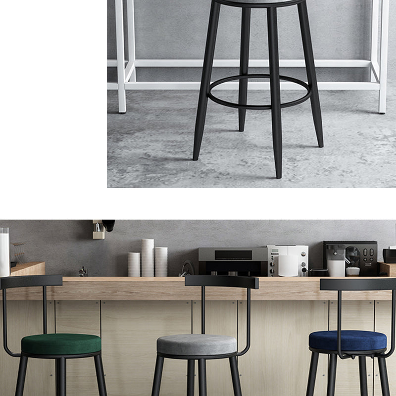 Modern Style Iron Bar Stool Low Back and Footrest Living Room Simple Bar Stool Clearhalo 'Bar Furniture' 'Bar Stools' 'bar_stools' 'furn' 'furn_bar_stools' 'furniture_bar_stools' 'Kitchen & Dining Furniture' 'kitchen&dining_furn' 'kitchen' 'kitchen_furn' Furniture' 4537356