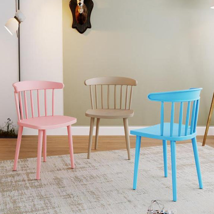 Plastic Scandinavian Kitchen Dining Room Side Chair Windsor Back Chair Clearhalo ' kitchen&dining_furn' 'Dining Chairs' 'Dining Tables & Seating' 'dining_chair' 'furn' 'furn_dining_chair' 'Furniture' 'furniture_dining_chair' 'Kitchen & Dining Furniture' 'kitchen' 4538633