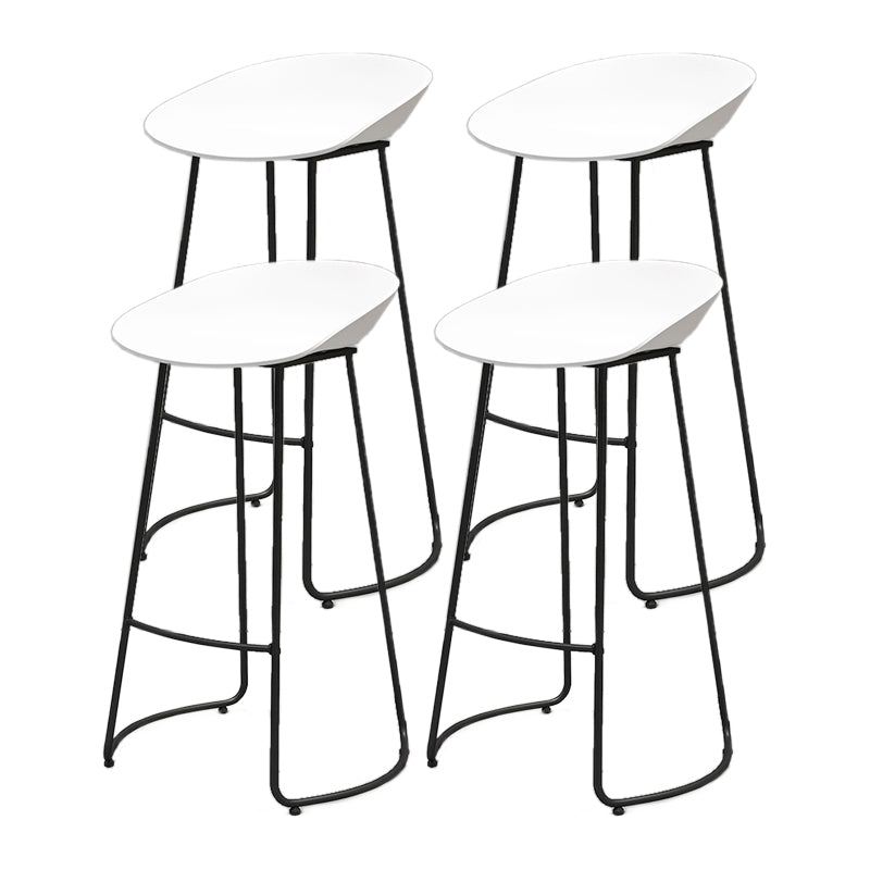 Modern Style Metal Bar Stool with Footrest and Low Back Cafe Creative Bar Stool White 4 Piece Set Clearhalo 'Bar Furniture' 'Bar Stools' 'bar_stools' 'furn' 'furn_bar_stools' 'furniture_bar_stools' 'Kitchen & Dining Furniture' 'kitchen&dining_furn' 'kitchen' 'kitchen_furn' Furniture' 4545093