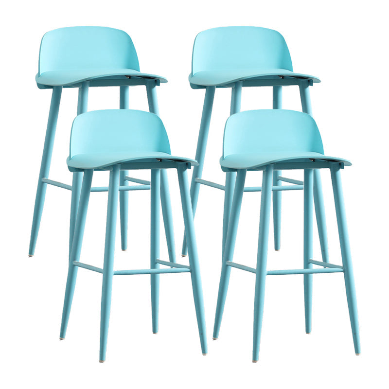 Industrial Style Bar-stool PP Seat Metal Legs Stool for Kitchen Bar Green 4 Piece Set Clearhalo 'Bar Furniture' 'Bar Stools' 'bar_stools' 'furn' 'furn_bar_stools' 'furniture_bar_stools' 'Kitchen & Dining Furniture' 'kitchen&dining_furn' 'kitchen' 'kitchen_furn' Furniture' 4555306