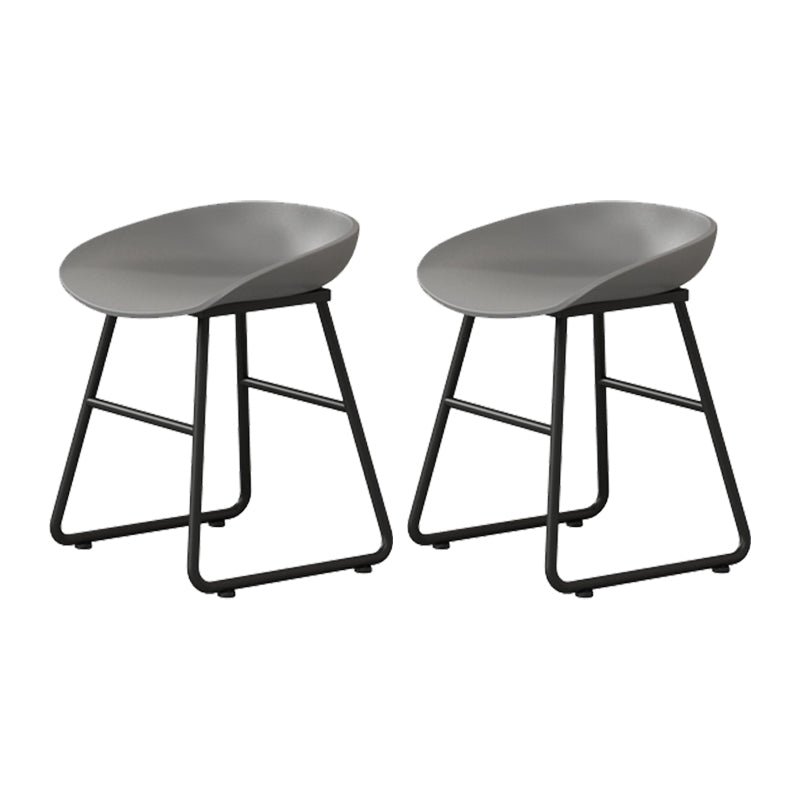 Modern Armless Backrest Counter Stool Iron Kitchen Bar Stool with Plastic Seat Gray 2 Piece Set Short Stool(18"H) Clearhalo 'Bar Furniture' 'Bar Stools' 'bar_stools' 'furn' 'furn_bar_stools' 'furniture_bar_stools' 'Kitchen & Dining Furniture' 'kitchen&dining_furn' 'kitchen' 'kitchen_furn' Furniture' 4555324