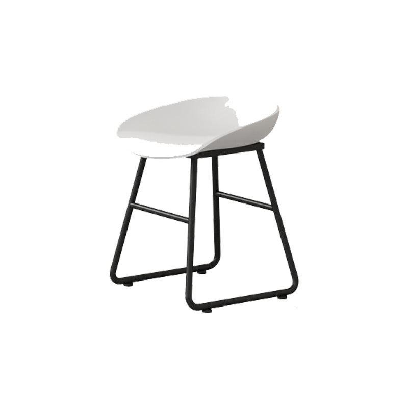 Modern Armless Backrest Counter Stool Iron Kitchen Bar Stool with Plastic Seat White 1 Piece Short Stool(18"H) Clearhalo 'Bar Furniture' 'Bar Stools' 'bar_stools' 'furn' 'furn_bar_stools' 'furniture_bar_stools' 'Kitchen & Dining Furniture' 'kitchen&dining_furn' 'kitchen' 'kitchen_furn' Furniture' 4555334