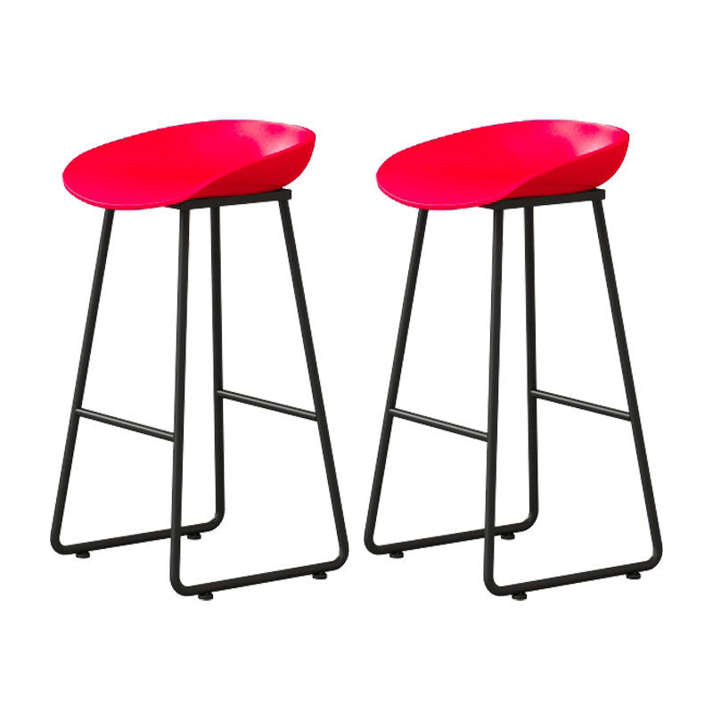Modern Armless Backrest Counter Stool Iron Kitchen Bar Stool with Plastic Seat Red 2 Piece Set Bar Stool(30"H) Clearhalo 'Bar Furniture' 'Bar Stools' 'bar_stools' 'furn' 'furn_bar_stools' 'furniture_bar_stools' 'Kitchen & Dining Furniture' 'kitchen&dining_furn' 'kitchen' 'kitchen_furn' Furniture' 4555351