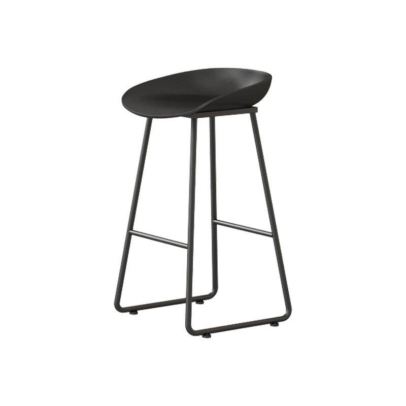 Modern Armless Backrest Counter Stool Iron Kitchen Bar Stool with Plastic Seat Black 1 Piece Counter Stool(26"H) Clearhalo 'Bar Furniture' 'Bar Stools' 'bar_stools' 'furn' 'furn_bar_stools' 'furniture_bar_stools' 'Kitchen & Dining Furniture' 'kitchen&dining_furn' 'kitchen' 'kitchen_furn' Furniture' 4555380
