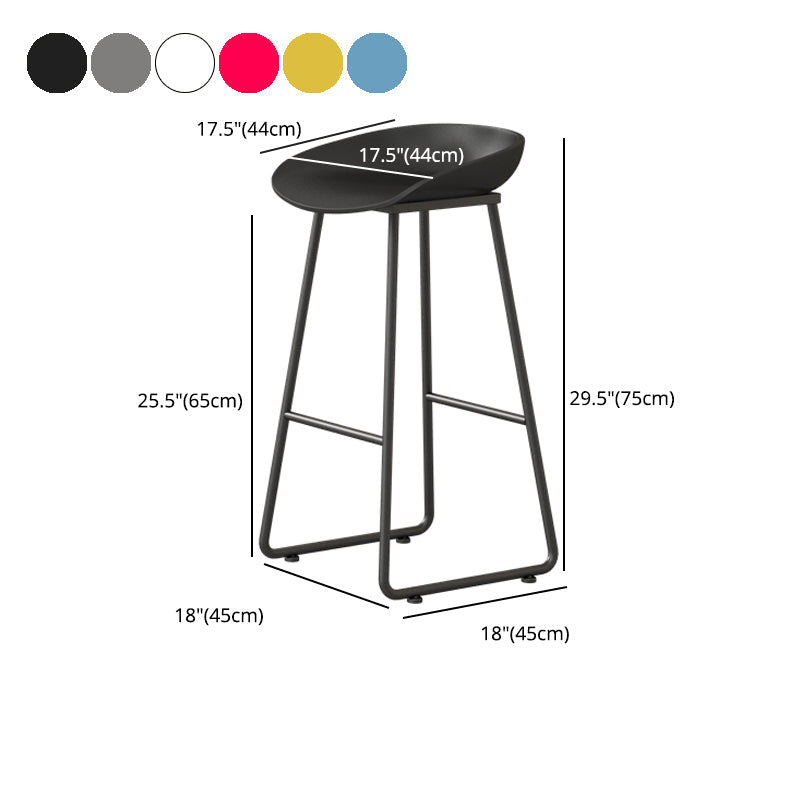 Modern Armless Backrest Counter Stool Iron Kitchen Bar Stool with Plastic Seat Clearhalo 'Bar Furniture' 'Bar Stools' 'bar_stools' 'furn' 'furn_bar_stools' 'furniture_bar_stools' 'Kitchen & Dining Furniture' 'kitchen&dining_furn' 'kitchen' 'kitchen_furn' Furniture' 4555384