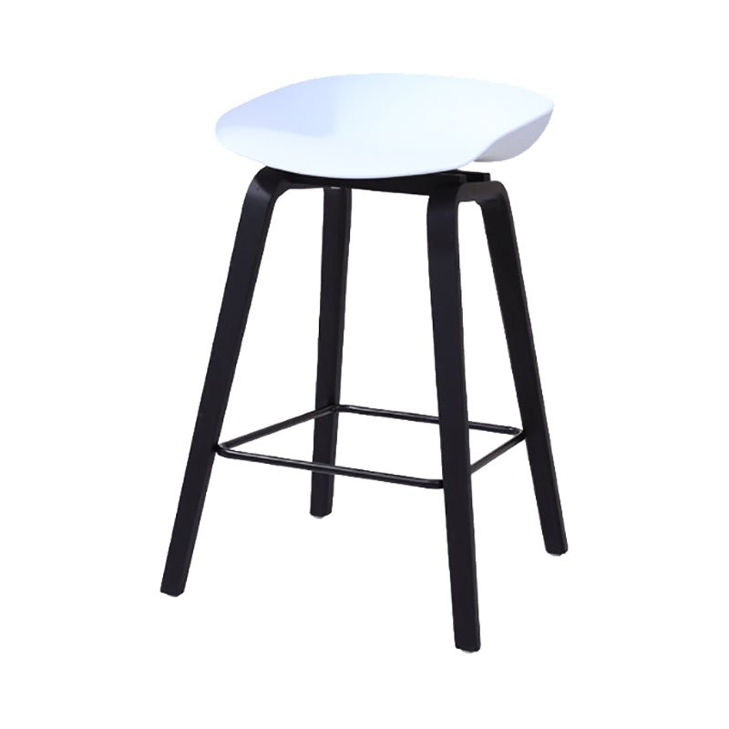 Scandinavia Style Bar-stool Wooden Legs Bucket Seat for Kitchen Bar White Black 1 Piece Clearhalo 'Bar Furniture' 'Bar Stools' 'bar_stools' 'furn' 'furn_bar_stools' 'furniture_bar_stools' 'Kitchen & Dining Furniture' 'kitchen&dining_furn' 'kitchen' 'kitchen_furn' Furniture' 4555484