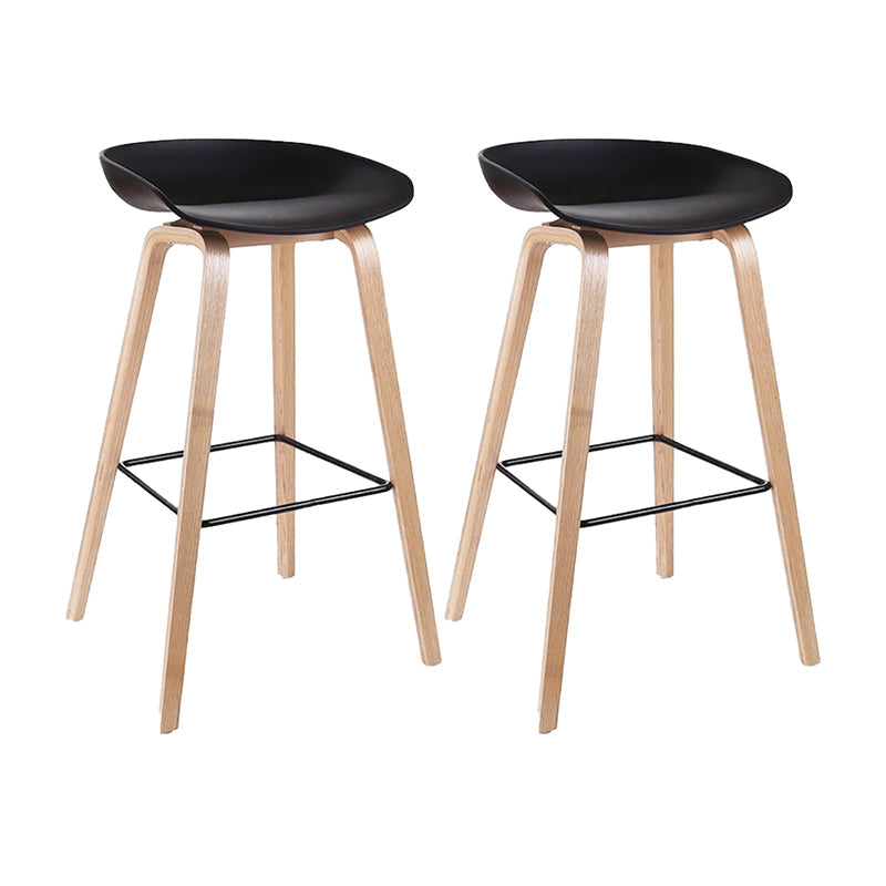 Modern Style Solid Wood Bar Stool with Footrest Low Back Bistro Bar Stool 30 Inches Black 2 Piece Set Clearhalo 'Bar Furniture' 'Bar Stools' 'bar_stools' 'furn' 'furn_bar_stools' 'furniture_bar_stools' 'Kitchen & Dining Furniture' 'kitchen&dining_furn' 'kitchen' 'kitchen_furn' Furniture' 4555658