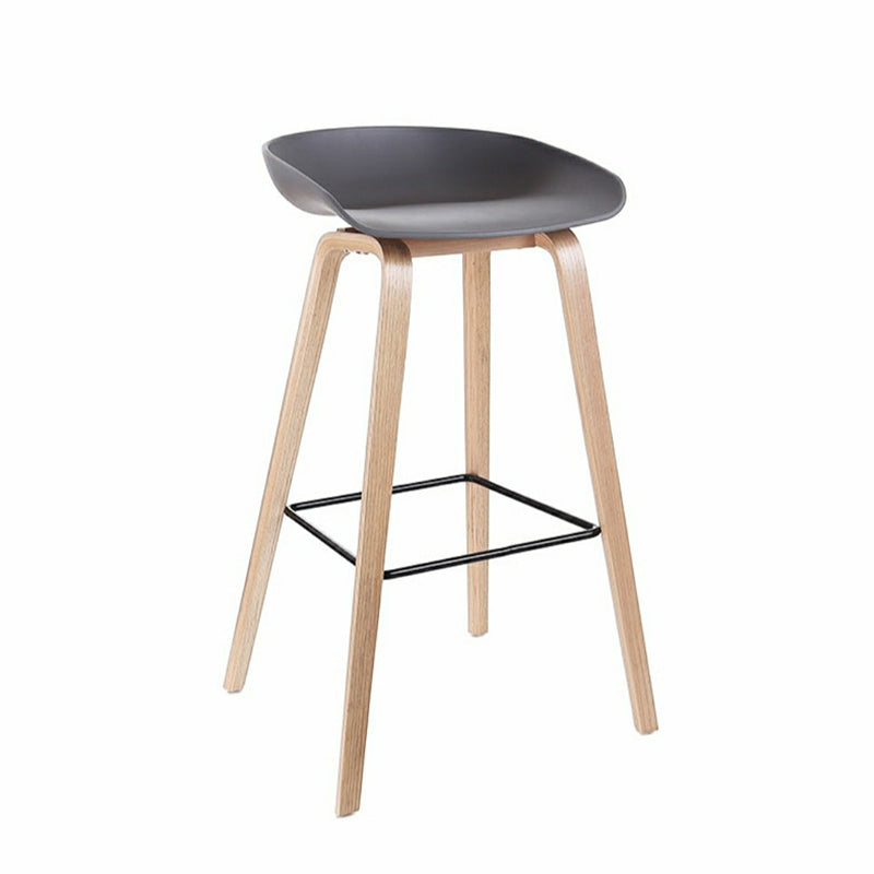 Modern Style Solid Wood Bar Stool with Footrest Low Back Bistro Bar Stool 30 Inches Grey 1 Piece Clearhalo 'Bar Furniture' 'Bar Stools' 'bar_stools' 'furn' 'furn_bar_stools' 'furniture_bar_stools' 'Kitchen & Dining Furniture' 'kitchen&dining_furn' 'kitchen' 'kitchen_furn' Furniture' 4555661
