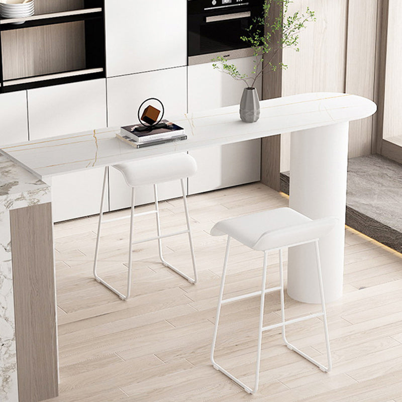 White Modern Style Bar Table in Iron Top and Faux Marble Milk Tea Shop Bar Table 47.2"L x 19.7"W x 41.3"H White Without Chairs Clearhalo 'Bar Furniture' 'Bar Tables' 'bar_tables' 'furn' 'furn_bar_tables' 'Furniture' 'furniture_bar_tables' 'Kitchen & Dining Furniture' 4570618