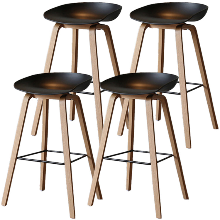 Scandinavia Style Bar Stool Wooden Legs PP Bucket Seat for Counter Bar Black Natural 4 Piece Set Clearhalo 'Bar Furniture' 'Bar Stools' 'bar_stools' 'furn' 'furn_bar_stools' 'furniture_bar_stools' 'Kitchen & Dining Furniture' 'kitchen&dining_furn' 'kitchen' 'kitchen_furn' Furniture' 4571043