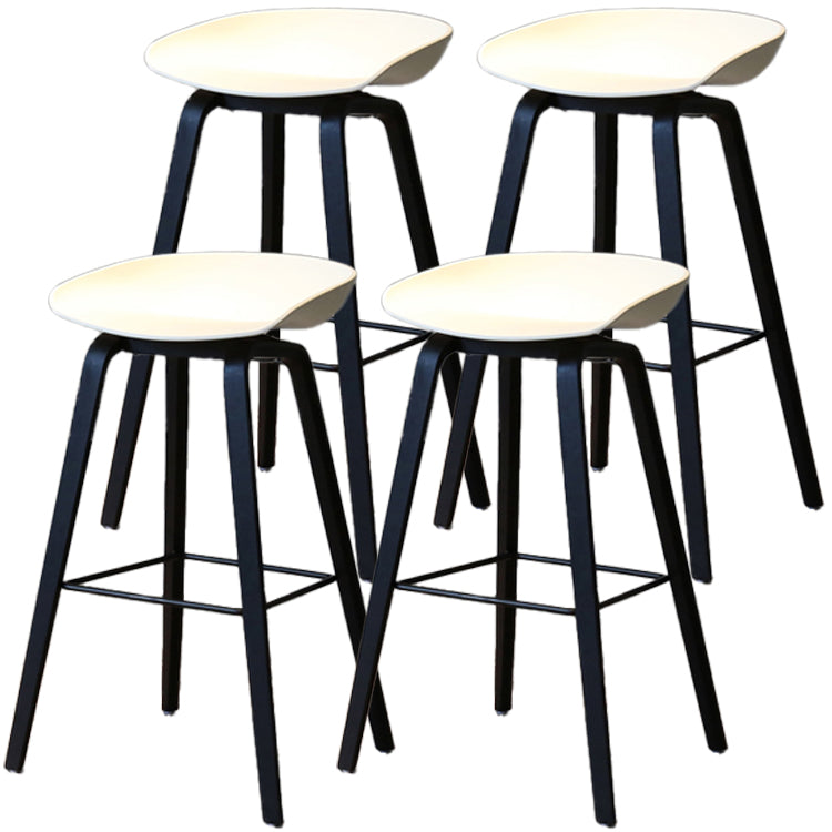 Scandinavia Style Bar Stool Wooden Legs PP Bucket Seat for Counter Bar White Black 4 Piece Set Clearhalo 'Bar Furniture' 'Bar Stools' 'bar_stools' 'furn' 'furn_bar_stools' 'furniture_bar_stools' 'Kitchen & Dining Furniture' 'kitchen&dining_furn' 'kitchen' 'kitchen_furn' Furniture' 4571065