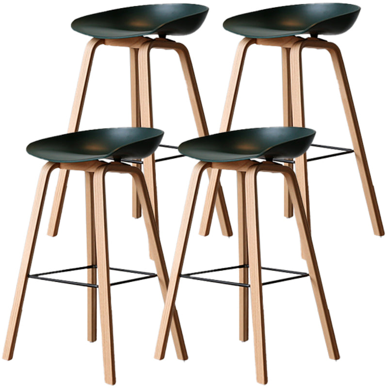 Scandinavia Style Bar Stool Wooden Legs PP Bucket Seat for Counter Bar Navy Natural 4 Piece Set Clearhalo 'Bar Furniture' 'Bar Stools' 'bar_stools' 'furn' 'furn_bar_stools' 'furniture_bar_stools' 'Kitchen & Dining Furniture' 'kitchen&dining_furn' 'kitchen' 'kitchen_furn' Furniture' 4571068