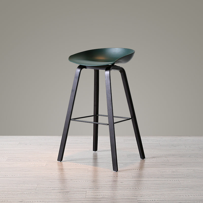 Scandinavia Style Bar Stool Wooden Legs PP Bucket Seat for Counter Bar Navy Black 1 Piece Clearhalo 'Bar Furniture' 'Bar Stools' 'bar_stools' 'furn' 'furn_bar_stools' 'furniture_bar_stools' 'Kitchen & Dining Furniture' 'kitchen&dining_furn' 'kitchen' 'kitchen_furn' Furniture' 4571072