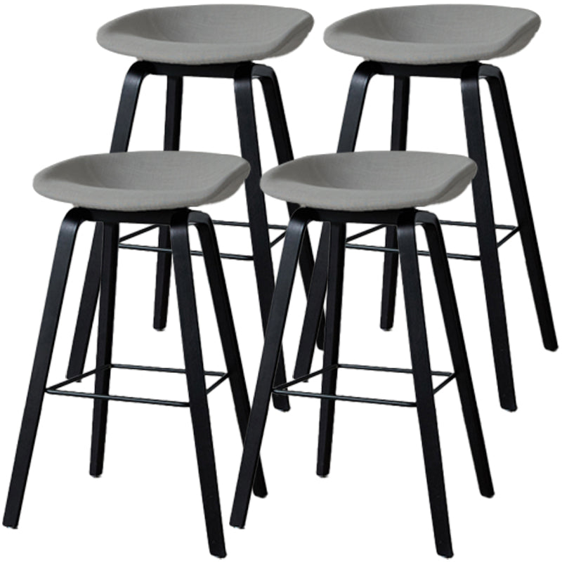 Scandinavia Style Bar Stool Wooden Legs PP Bucket Seat for Counter Bar Light Gray Black 4 Piece Set Clearhalo 'Bar Furniture' 'Bar Stools' 'bar_stools' 'furn' 'furn_bar_stools' 'furniture_bar_stools' 'Kitchen & Dining Furniture' 'kitchen&dining_furn' 'kitchen' 'kitchen_furn' Furniture' 4571077