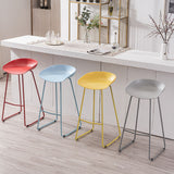 Modern Armless Backrest Counter Stool Iron Bar Stool with Plastic Seat Clearhalo 'Bar Furniture' 'Bar Stools' 'bar_stools' 'furn' 'furn_bar_stools' 'furniture_bar_stools' 'Kitchen & Dining Furniture' 'kitchen&dining_furn' 'kitchen' 'kitchen_furn' Furniture' 4571523