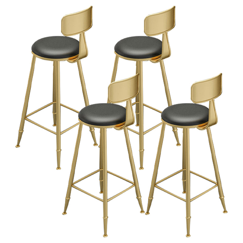 Modern Style Metal Bar Stool with Footrest Bistro Simple Bar Stool Black 4 Piece Set Clearhalo 'Bar Furniture' 'Bar Stools' 'bar_stools' 'furn' 'furn_bar_stools' 'furniture_bar_stools' 'Kitchen & Dining Furniture' 'kitchen&dining_furn' 'kitchen' 'kitchen_furn' Furniture' 4571736
