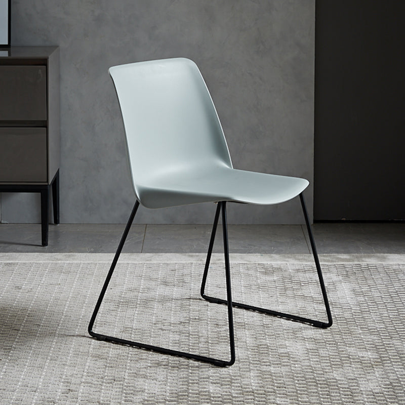 Contemporary Style Chair Dining Armless Side Chair with Metal Legs Green 1 Piece Clearhalo ' kitchen&dining_furn' 'Dining Chairs' 'Dining Tables & Seating' 'dining_chair' 'Furniture' 'furniture_dining_chair' 'Kitchen & Dining Furniture' 'kitchen' 4572157