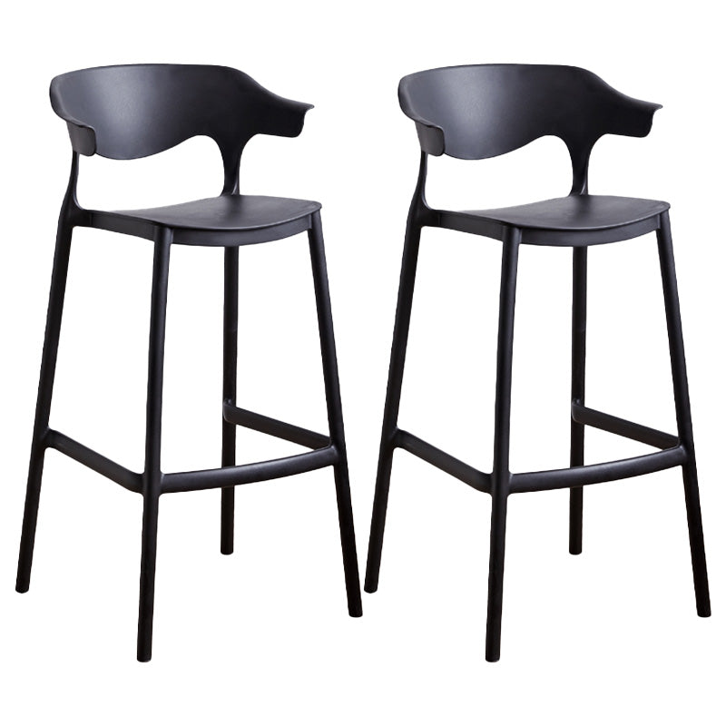 Modern Style Plastic Bar Stool with Footrest and Low Back Living Room Simple Bar Stool Black 2 Piece Set Bar Stool(30"H) Clearhalo 'Bar Furniture' 'Bar Stools' 'bar_stools' 'furn' 'furn_bar_stools' 'furniture_bar_stools' 'Kitchen & Dining Furniture' 'kitchen&dining_furn' 'kitchen' 'kitchen_furn' Furniture' 4575545