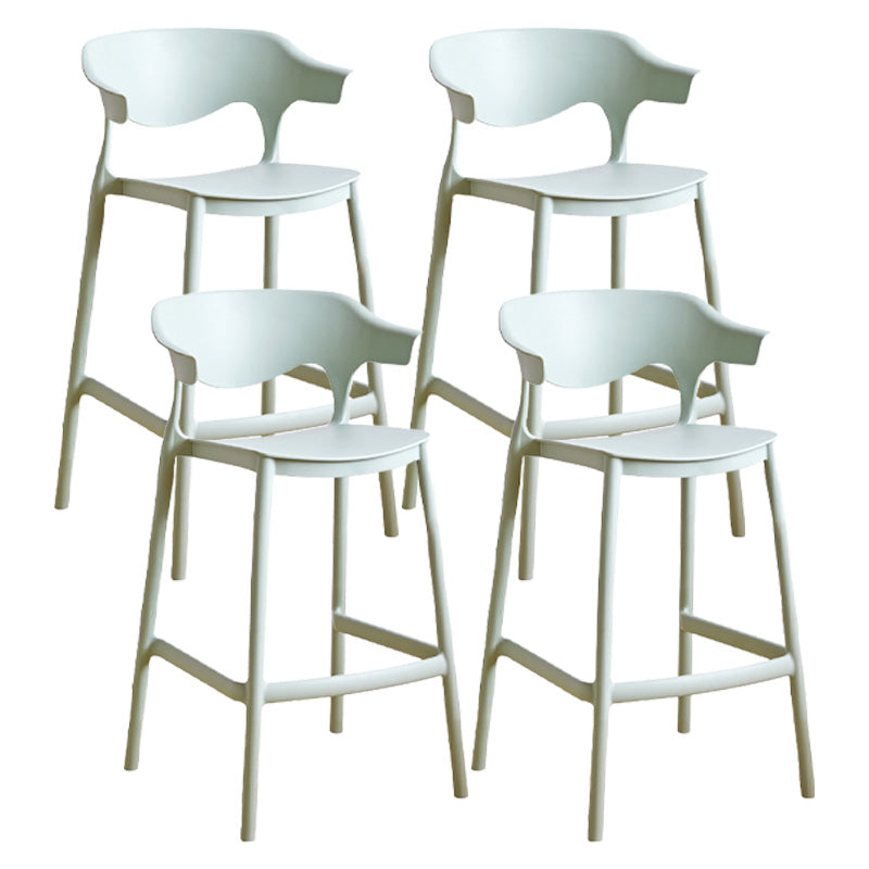 Modern Style Plastic Bar Stool with Footrest and Low Back Living Room Simple Bar Stool Green 4 Piece Set Counter Stool(26"H) Clearhalo 'Bar Furniture' 'Bar Stools' 'bar_stools' 'furn' 'furn_bar_stools' 'furniture_bar_stools' 'Kitchen & Dining Furniture' 'kitchen&dining_furn' 'kitchen' 'kitchen_furn' Furniture' 4575559
