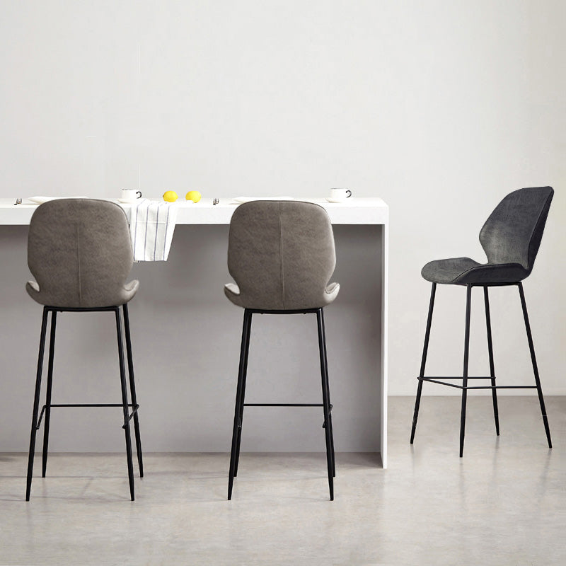 Industrial Style Bar-stool Iron Legs Bucket Leather Seat for Kitchen Bar Clearhalo 'Bar Furniture' 'Bar Stools' 'bar_stools' 'furn' 'furn_bar_stools' 'furniture_bar_stools' 'Kitchen & Dining Furniture' 'kitchen&dining_furn' 'kitchen' 'kitchen_furn' Furniture' 4575616