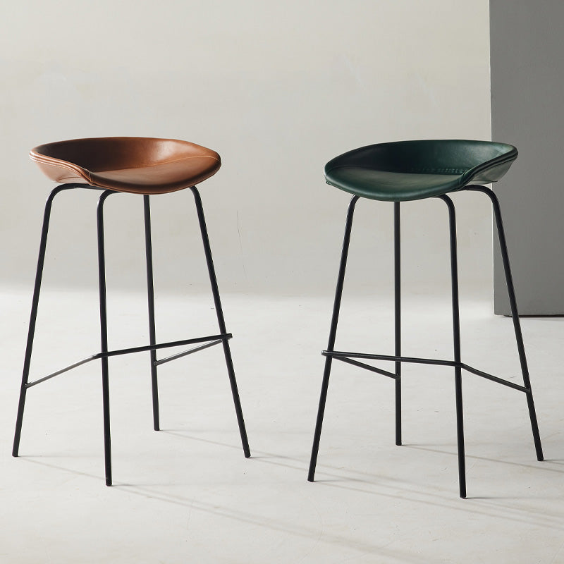 Industrial Style Bar Stool Iron Legs Bucket Seat for Restaurant Bar Clearhalo 'Bar Furniture' 'Bar Stools' 'bar_stools' 'furn' 'furn_bar_stools' 'furniture_bar_stools' 'Kitchen & Dining Furniture' 'kitchen&dining_furn' 'kitchen' 'kitchen_furn' Furniture' 4575656