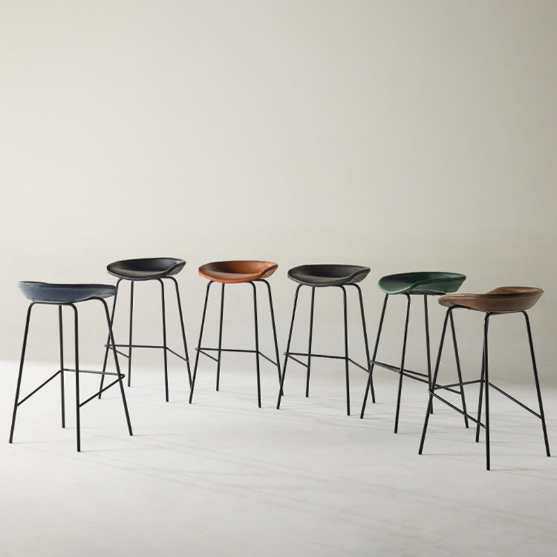 Industrial Style Bar Stool Iron Legs Bucket Seat for Restaurant Bar Clearhalo 'Bar Furniture' 'Bar Stools' 'bar_stools' 'furn' 'furn_bar_stools' 'furniture_bar_stools' 'Kitchen & Dining Furniture' 'kitchen&dining_furn' 'kitchen' 'kitchen_furn' Furniture' 4575661