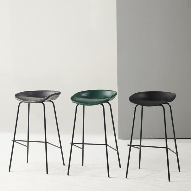 Industrial Style Bar Stool Iron Legs Bucket Seat for Restaurant Bar Clearhalo 'Bar Furniture' 'Bar Stools' 'bar_stools' 'furn' 'furn_bar_stools' 'furniture_bar_stools' 'Kitchen & Dining Furniture' 'kitchen&dining_furn' 'kitchen' 'kitchen_furn' Furniture' 4575672