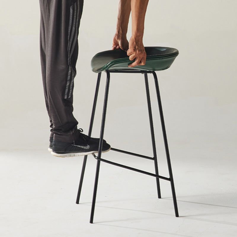 Industrial Style Bar Chair Bucket Seat Iron Legs for Restaurant Bar Clearhalo 'Bar Furniture' 'Bar Stools' 'bar_stools' 'furn' 'furn_bar_stools' 'furniture_bar_stools' 'Kitchen & Dining Furniture' 'kitchen&dining_furn' 'kitchen' 'kitchen_furn' Furniture' 4575715