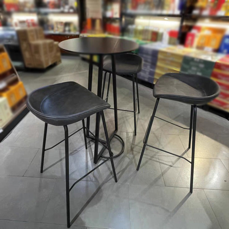 Industrial Style Bar Chair Bucket Seat Iron Legs for Restaurant Bar Clearhalo 'Bar Furniture' 'Bar Stools' 'bar_stools' 'furn' 'furn_bar_stools' 'furniture_bar_stools' 'Kitchen & Dining Furniture' 'kitchen&dining_furn' 'kitchen' 'kitchen_furn' Furniture' 4575720