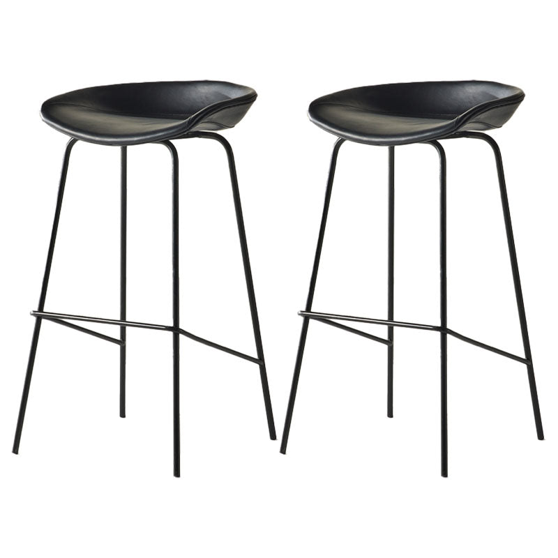 Industrial Style Bar Chair Bucket Seat Iron Legs for Restaurant Bar Matte Black 2 Piece Set Clearhalo 'Bar Furniture' 'Bar Stools' 'bar_stools' 'furn' 'furn_bar_stools' 'furniture_bar_stools' 'Kitchen & Dining Furniture' 'kitchen&dining_furn' 'kitchen' 'kitchen_furn' Furniture' 4575730