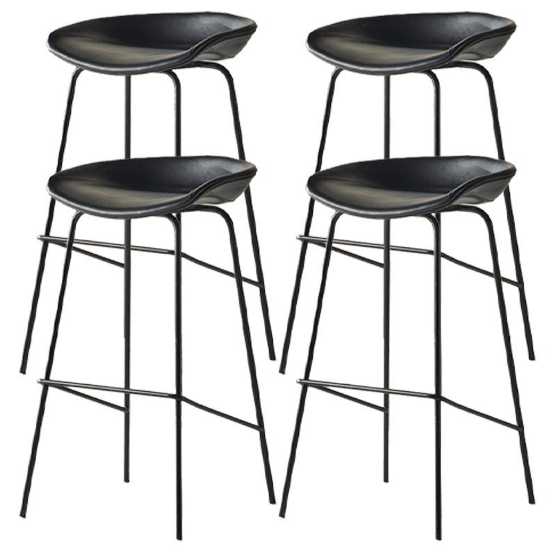Industrial Style Bar Chair Bucket Seat Iron Legs for Restaurant Bar Matte Black 4 Piece Set Clearhalo 'Bar Furniture' 'Bar Stools' 'bar_stools' 'furn' 'furn_bar_stools' 'furniture_bar_stools' 'Kitchen & Dining Furniture' 'kitchen&dining_furn' 'kitchen' 'kitchen_furn' Furniture' 4575744