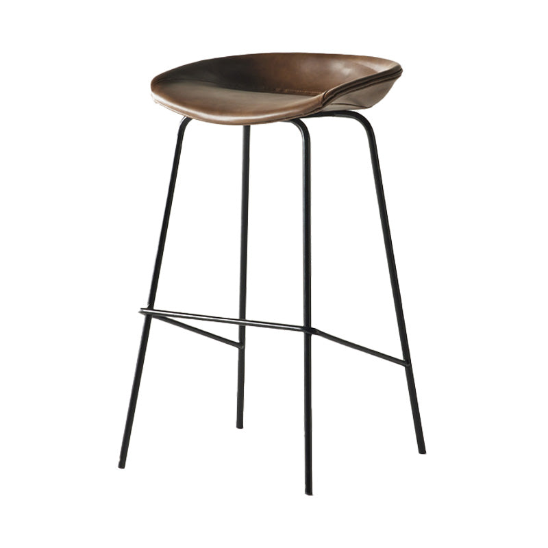 Modern Style Iron Bar Chair with Footrest Low Back Simple Bar Stool Brown 1 Piece Counter Stool(26"H) Clearhalo 'Bar Furniture' 'Bar Stools' 'bar_stools' 'furn' 'furn_bar_stools' 'furniture_bar_stools' 'Kitchen & Dining Furniture' 'kitchen&dining_furn' 'kitchen' 'kitchen_furn' Furniture' 4576045