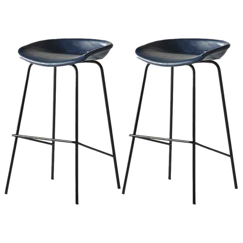 Modern Style Iron Bar Chair with Footrest Low Back Simple Bar Stool Blue 2 Piece Set Counter Stool(26"H) Clearhalo 'Bar Furniture' 'Bar Stools' 'bar_stools' 'furn' 'furn_bar_stools' 'furniture_bar_stools' 'Kitchen & Dining Furniture' 'kitchen&dining_furn' 'kitchen' 'kitchen_furn' Furniture' 4576055