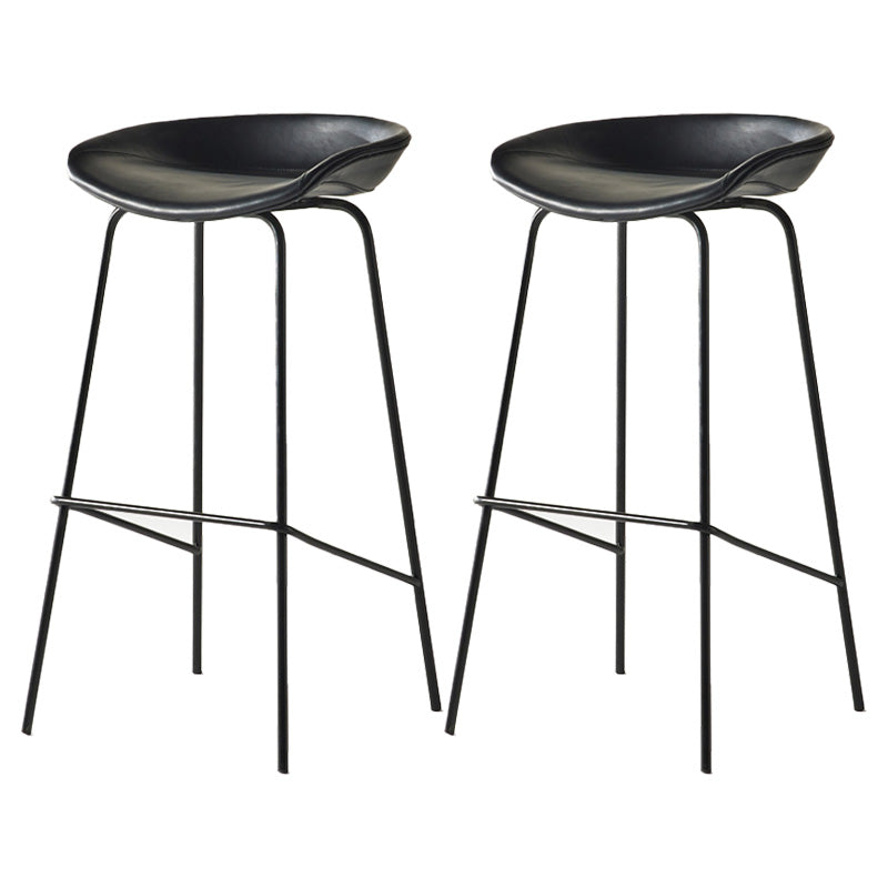 Modern Style Iron Bar Chair with Footrest Low Back Simple Bar Stool Black 2 Piece Set Bar Stool(30"H) Clearhalo 'Bar Furniture' 'Bar Stools' 'bar_stools' 'furn' 'furn_bar_stools' 'furniture_bar_stools' 'Kitchen & Dining Furniture' 'kitchen&dining_furn' 'kitchen' 'kitchen_furn' Furniture' 4576064